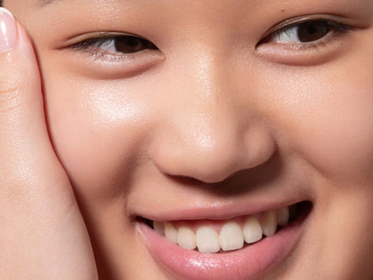 Live vs Non-Living: Why Live Probiotics Offer Better Skin Benefits