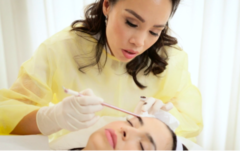 Tina Davies Knows Brows...