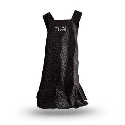 https://cdn.shopify.com/s/files/1/0023/6424/4037/files/APRON_1d260fcd-a925-4421-b189-5e1ae34fabfd.jpg?v=1749760934