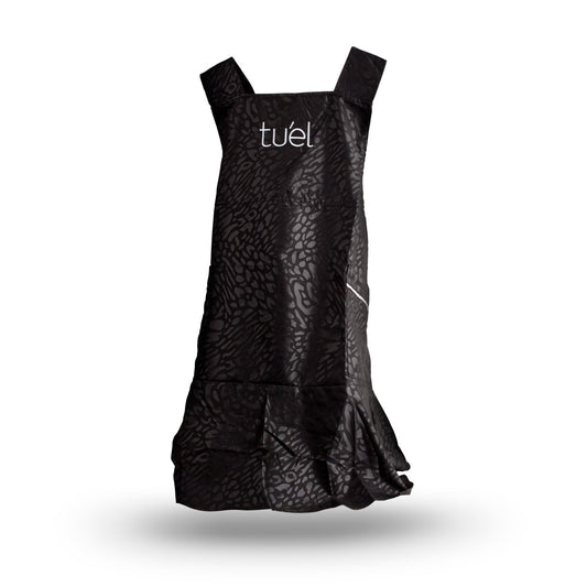 https://cdn.shopify.com/s/files/1/0023/6424/4037/files/APRON_1d260fcd-a925-4421-b189-5e1ae34fabfd.jpg?v=1749760934
