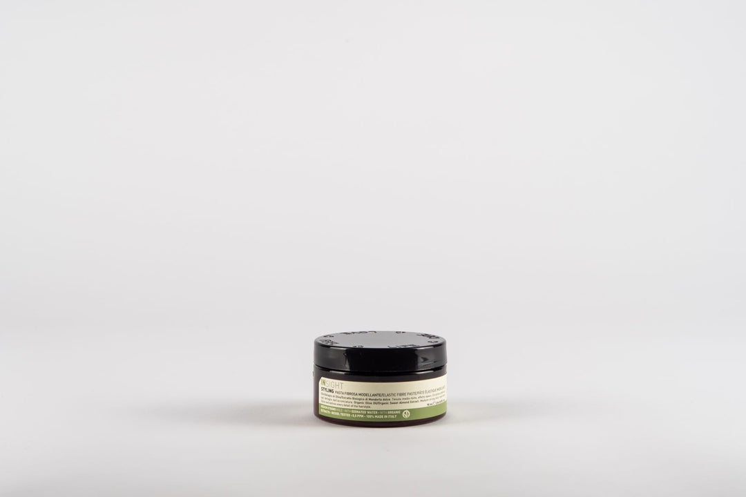 https://cdn.shopify.com/s/files/1/0023/6424/4037/files/Styling_ElasticFiberPaste-75.jpg?v=1754670426