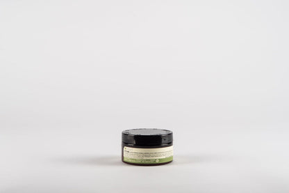 https://cdn.shopify.com/s/files/1/0023/6424/4037/files/Styling_ElasticFiberPaste-75.jpg?v=1754670426