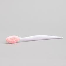 Henna Bee Exfoliating Eyebrow Brush